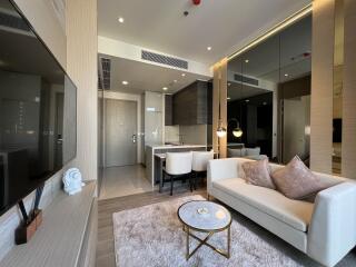 Luxury Small Condo Sukhumvit 21 Asoke