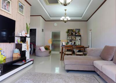 3 Bedrooms bedroom House in Chockchai Village 10 East Pattaya