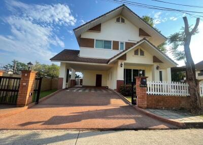 Luxury 4-BR Home Near Top International Schools in Chiang Mai