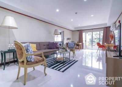 2-BR Condo at Ari Samphan Place near BTS Sanam Pao