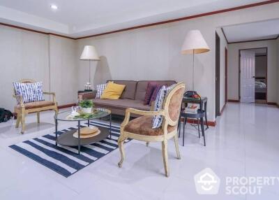 2-BR Condo at Ari Samphan Place near BTS Sanam Pao