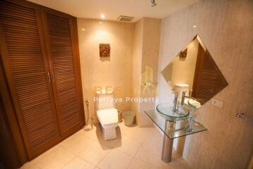 3 Bedrooms Condo in Kieng Talay Condo Pratumnak C011906