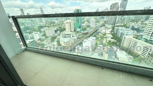 2 Bedrooms Furnished Condo on high floor - The Address Sukhumvit 28