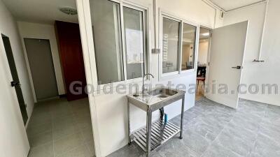 3 Bedrooms newly renovated family friendly condo - Sukhumvit 39 (Phrom Phong)