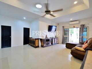 Eakmongkol Village 3 – 3 bed 2 bath in East Pattaya PP10571