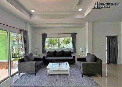 4 Bedroom Pool Villa In Nong Pla Lai Pattaya For Rent
