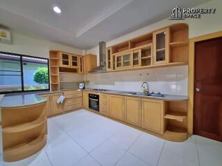 Spacious 2 Bedroom Villa In Soi Siam Country Club Pattaya For Sale