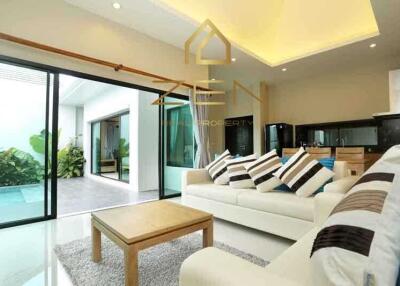 Modern 2 Bedroom Private Pool Villa in Choeng Thale for Rent