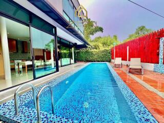 Modern 3-Bedroom Private Pool Villa in Bang Tao for Rent