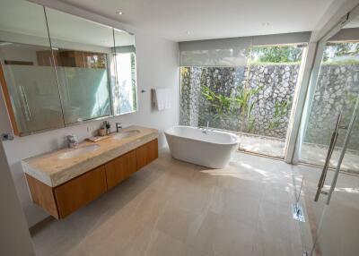Spacious bathroom with modern amenities