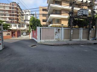 Street view of a residential building