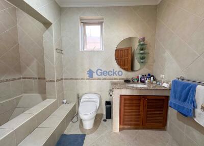 1 Bedroom House in Majestic Residence Pratumnak H011664