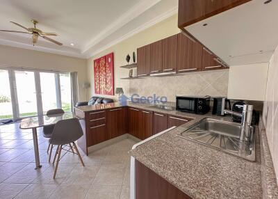 1 Bedroom House in Majestic Residence Pratumnak H011664