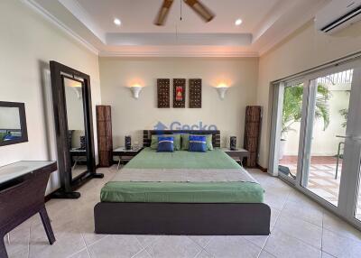 1 Bedroom House in Majestic Residence Pratumnak H011664