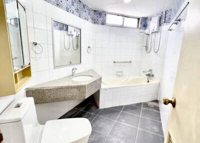 2 Bedroom 2 Bathroom 100 SQ.M Wittayu Complex