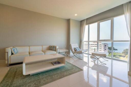 1 Bedrooms @ One Tower Pratumnak