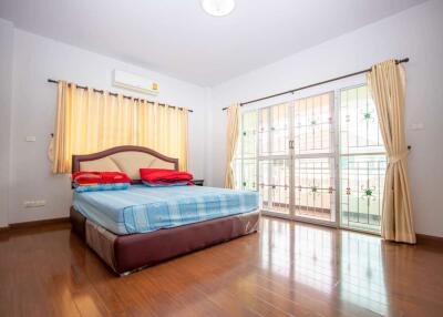 Three-Bedroom House for Rent in Sivalai Village 4, San Kamphaeng