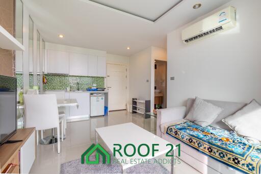 The project  Amazon Residence Jomtien 1 bed 1 bath with many amenities within the project. At the most worthwhile price Don't miss this front!!