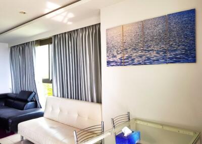 Stunning 2-Bedroom Condo with Sea Views