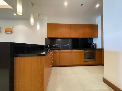 Black Mountain golf course condo for sale Hua Hin at reduced price