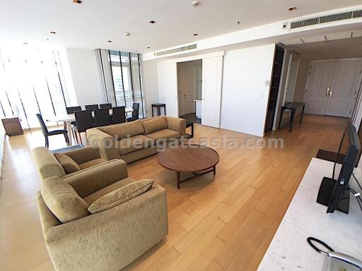 3 Bedrooms Condo at Athenee Residence - Wireless Road, Phloen Chit BTS