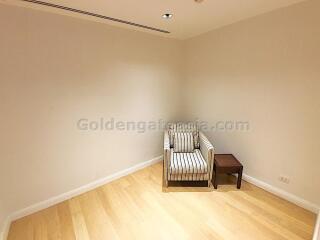 3 Bedrooms Condo at Athenee Residence - Wireless Road, Phloen Chit BTS