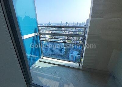 3 Bedrooms Condo at Athenee Residence - Wireless Road, Phloen Chit BTS