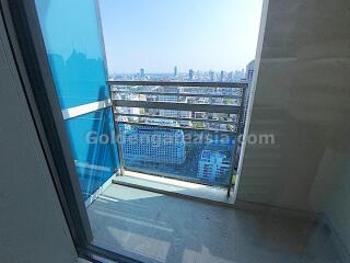 3 Bedrooms Condo at Athenee Residence - Wireless Road, Phloen Chit BTS