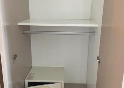 Closet with built-in safe