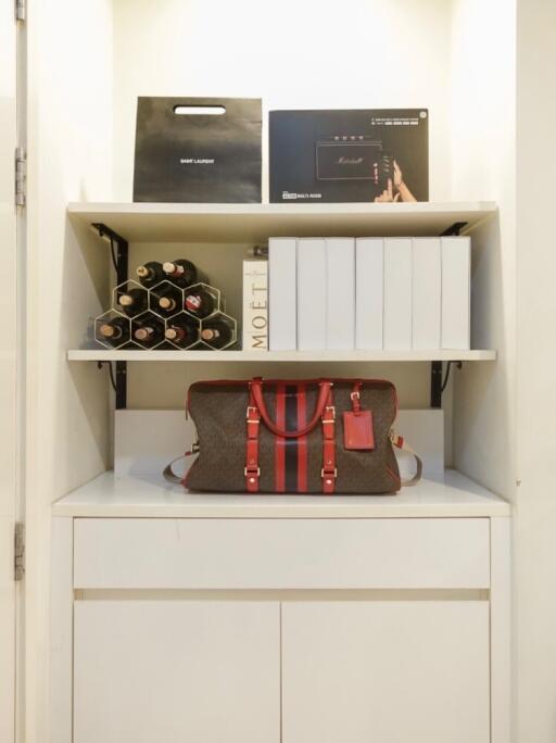 Shelving unit with wine storage and bags