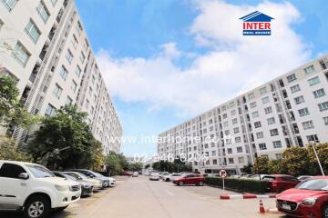 Apartment buildings with parking lot