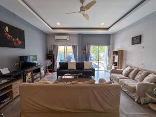 3 Bedrooms House East Pattaya H011674