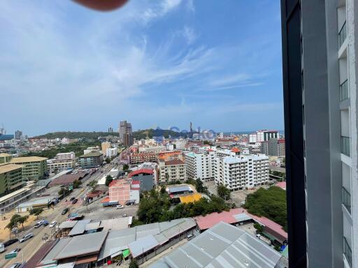 1 Bedroom Condo in Arcadia Millennium Tower South Pattaya C011672