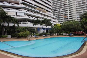 3 Bedrooms Condo in Grand Condotel Jomtien C011671