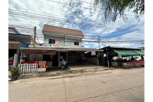 ขายบ้าน 2 ชั้น 26.2 ตรว. ติดถนน ใกล้โรงเรียนเซนต์เเมรี