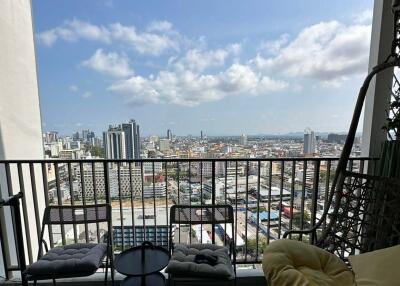 2 Bedrooms @ The Base Central Pattaya