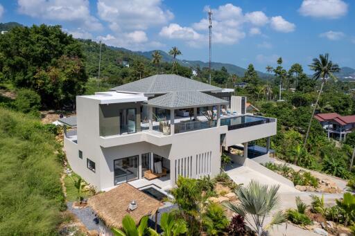 Luxury 3 bedroom pool villa in Chaweng