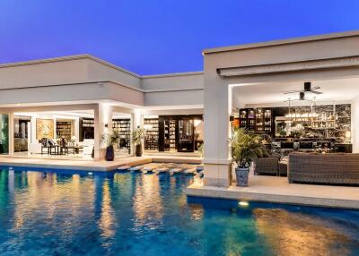 Pattaya Luxury Villa