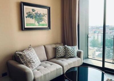 1-BR Condo at The Monument Sanampao near BTS Ari