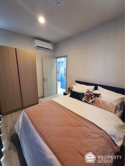 2-BR Condo at Xt Ekkamai near BTS Thong Lor