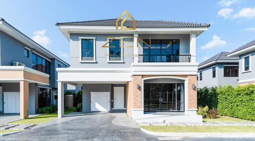 Luxurious 5-Bedroom Villa in Koh Kaew For Rent