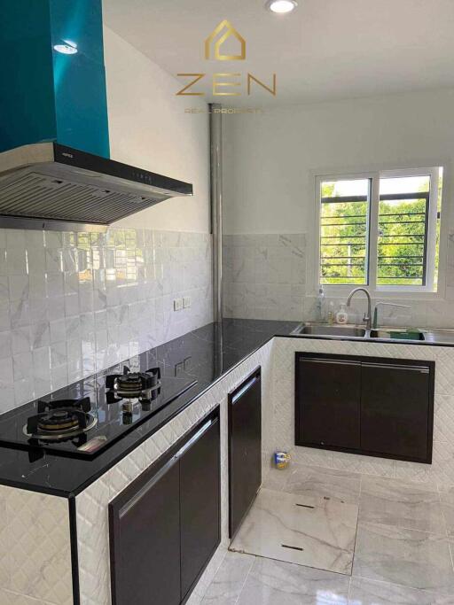 Modern 4 Bedroom Big Corner House in Thalang For Rent