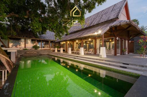 Luxury Villa - 5 Bedrooms in Thalang For Rent