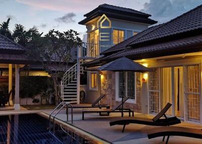 Luxurious 4-Bedroom 2-Story Villa in Rawai for Rent