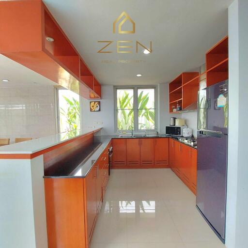 Modern Villa with 3 Bedrooms for Rent in Chalong