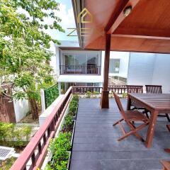 Modern Villa with 3 Bedrooms for Rent in Chalong