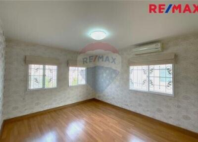 169 Sqm., 3 Beds Townhouse listed for ฿ 4,100,000.