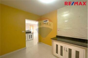 169 Sqm., 3 Beds Townhouse listed for ฿ 4,100,000.