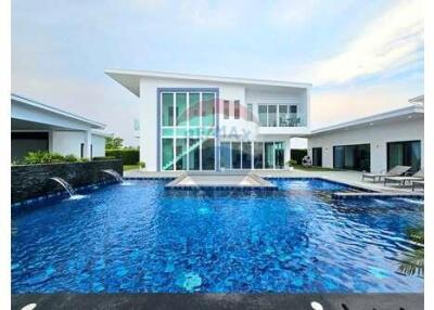 Great Luxury Pool Villa, 5 Bed 7 Bath in Hua Hin - Cha Am For Sale