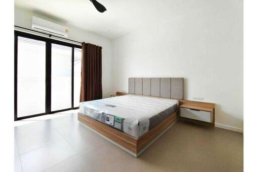 Luxury Modern Pool Villa, 3 Bed 3 Bath in Hua Hin Soi 70 For Sale